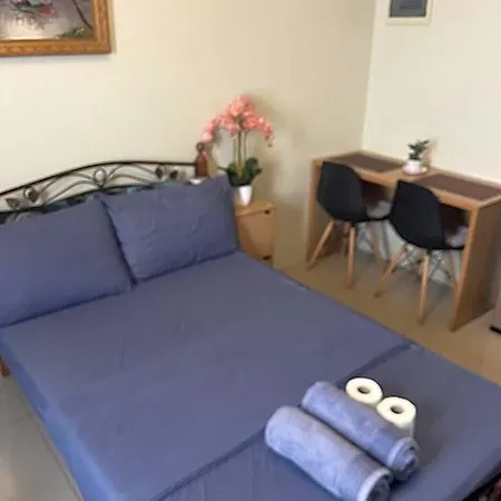 Dhonie\'Place