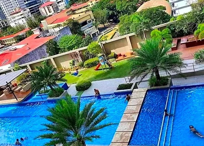 Dhonie'place 5* Cebu